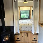 Shepherds Hut, Eco, Log Burner Hot Tub Ny Moors * 핵네스