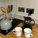 샬레 Shepherds Hut, Eco, Log Burner Hot Tub Ny Moors 핵네스
