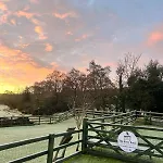 샬레 Shepherds Hut, Eco, Log Burner Hot Tub Ny Moors *