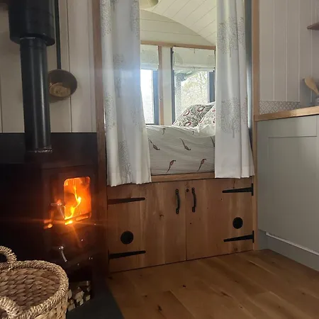 Shepherds Hut, Eco, Log Burner Hot Tub Ny Moors Domek alpejski Hackness